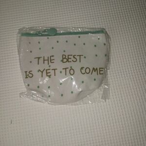 Green white and gold zip up coin pouch